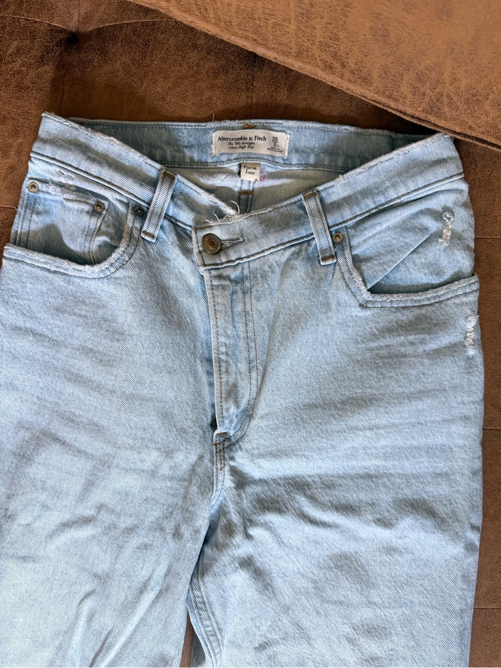 Abercrombie & Fitch Straight Leg High-Rise Jeans